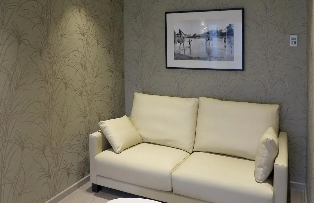 Serennia Exclusive Rooms-1